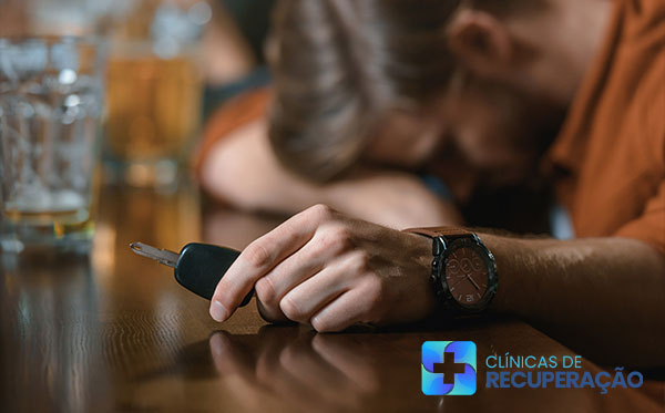 Clínica de Recuperação Itaquaquecetuba - SP - Tratamento Alcoólatra Clínica de Recuperação Itaquaquecetuba - SP - Tratamento Alcoólatra