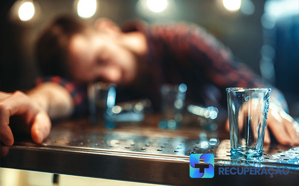 Clínica de Reabilitação para Alcoólatras de São Paulo - Alcoolismo tem Tratamento