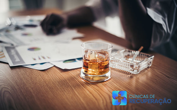 Alcoolismo  São Paulo - Internação em Clínica de Reabilitação